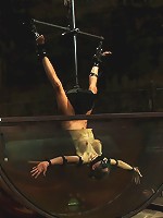 Underwater Inverted SybianHelpless big tittied blonde suffers mindblowing orgasms