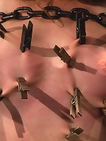 Cumming isn't easy - young redhead learns the ways of Device.