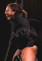 Pornstar gets wrecked in her first bondage shoot