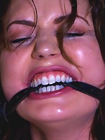 Sarah Shevon Suffers - Live Show Part 2