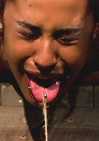 Amateur girl seeks hard bondage