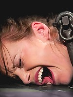 Bella Rossi - Captured Cunt