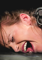 Bella Rossi - Captured Cunt