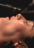 Bangin' Brunette Broad -