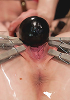 Top Girl/Girl Starlet Justine Joli Returns to HogTied