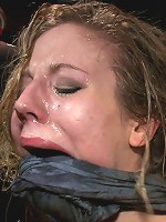 Smoking Hot Blonde Bubble Butt Babe gets Fucked by Nacho Vidal in HARDCORE Public Scene