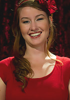 Lesbian Virgin: Sophia Lauryn