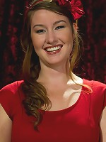 Lesbian Virgin: Sophia Lauryn