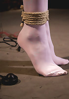 Cute Local Model Cums Hard from Electricity Pulsing Through her Clit