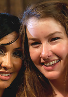 Amateur Hottie Tries Electricity With Isis Love