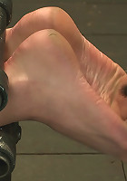 Super Slut 2: Fistful of Donna