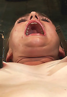 Omega fucks another intoSexual Oblivion