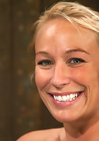 Mellanie MonroeLook at that PHAT ass! Yummy!