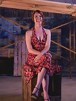 Lilla Katt: She loves some Pain with her Pleasure