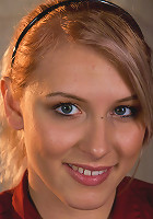 Katie Summers submits to Isis Love